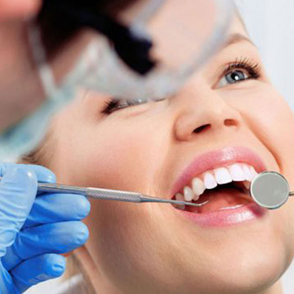 نقش دستیار دندانپزشکی